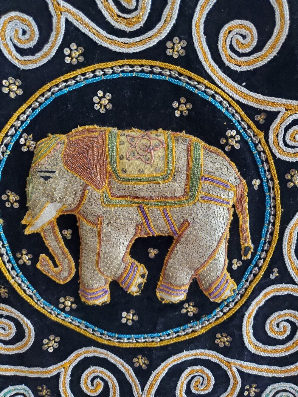 Carol Horn Vintage Bohemian Kalaga‎ Burmese Sequin Elephant Vest - Picture 10 of 10